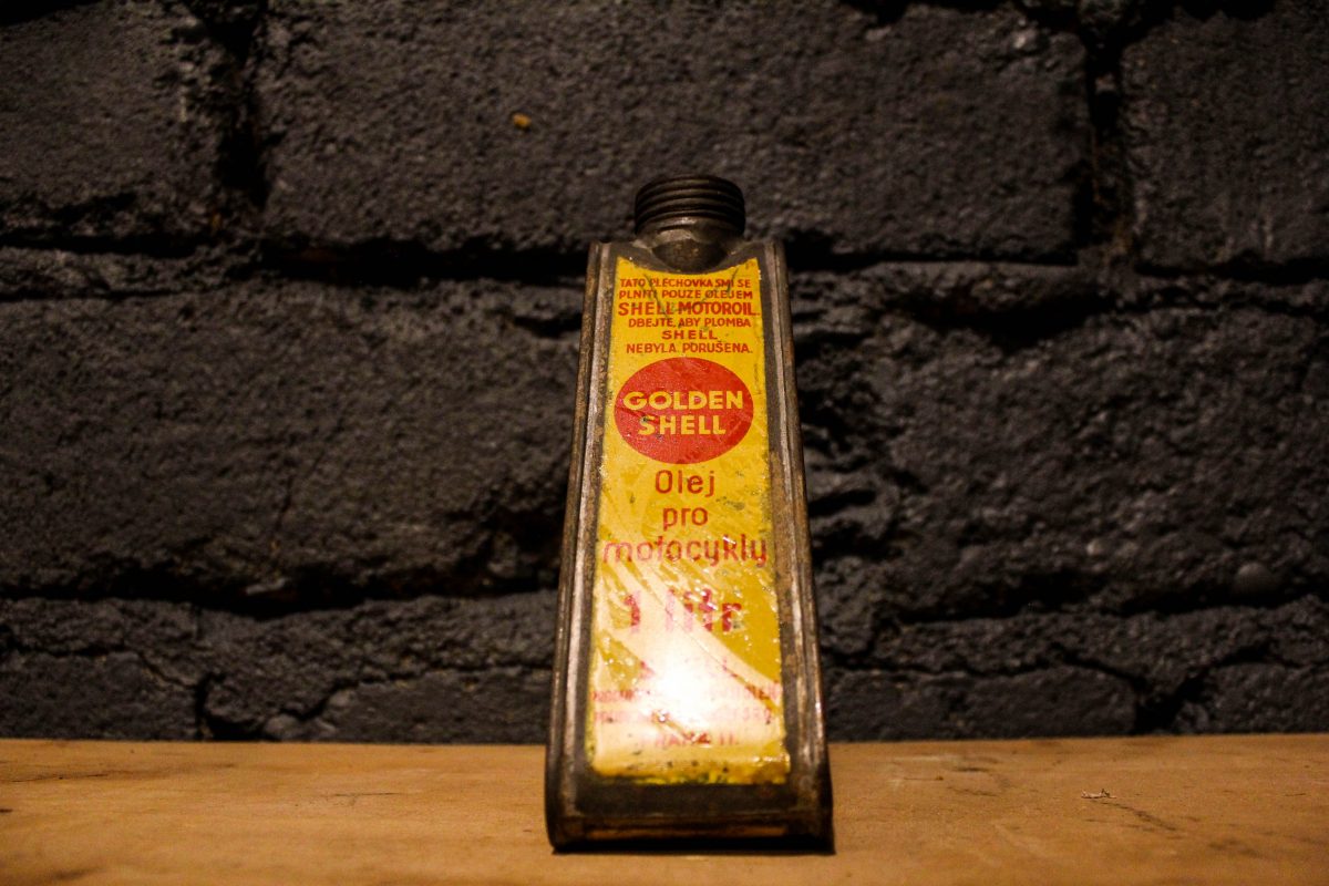 bidon-huile-triangulaire-motoroil-shell