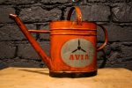 arrosoir de station service AVIA