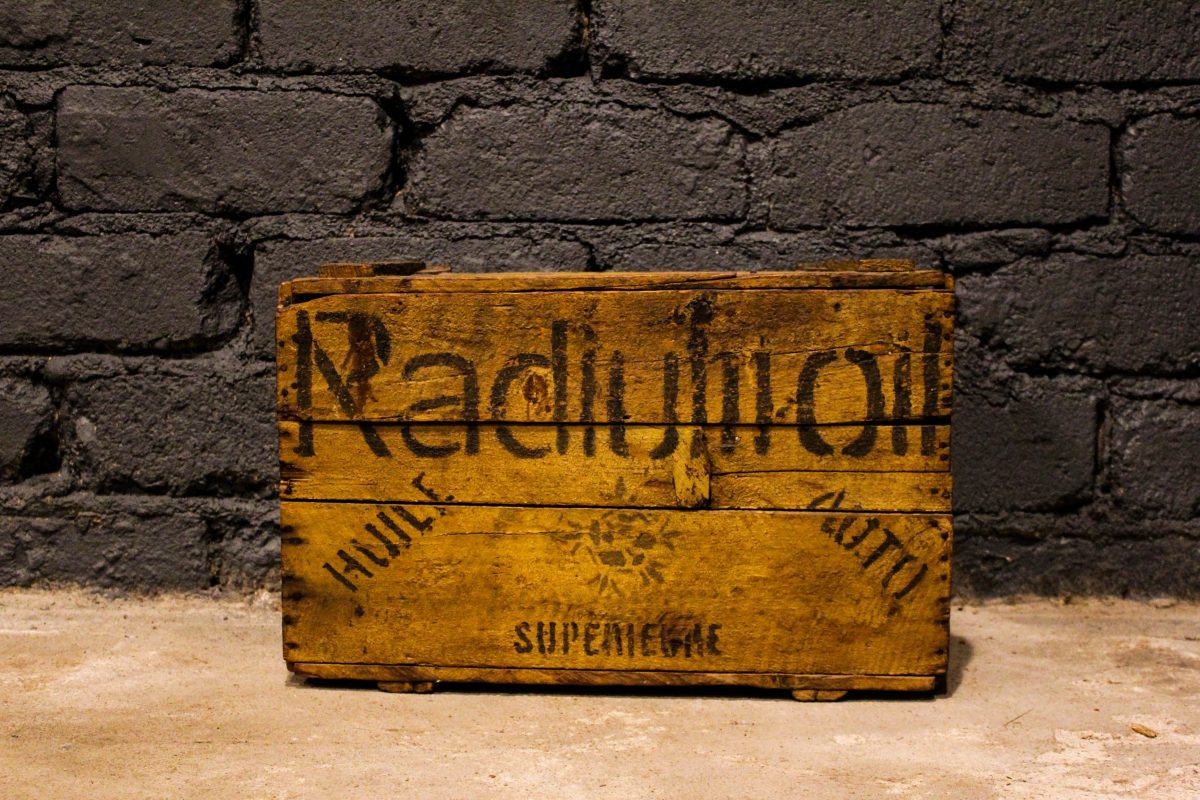 Caisse à bidons d'huile Radiumoil