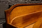 Détail du rideau coulissant du classeur.