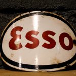 Plaque émaillée bombée ESSO