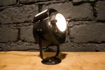 Lampe CREMER, petit modèle, lumière directionnelle.