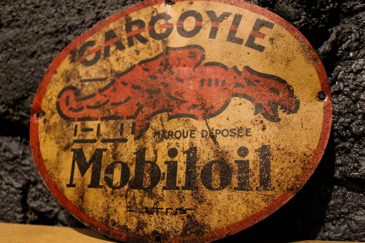tole-caisse-garage-mobiloil