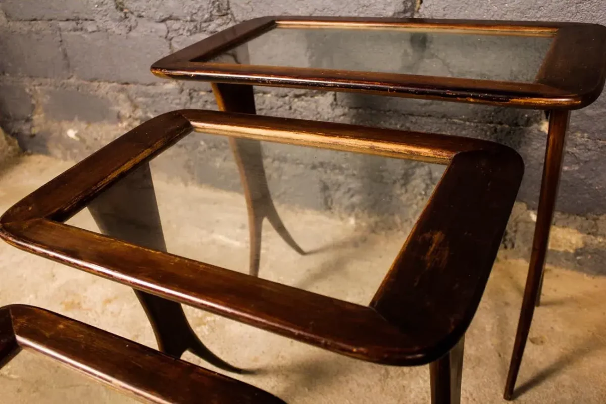 Tables Raffel, design gigogne, ensemble complet.