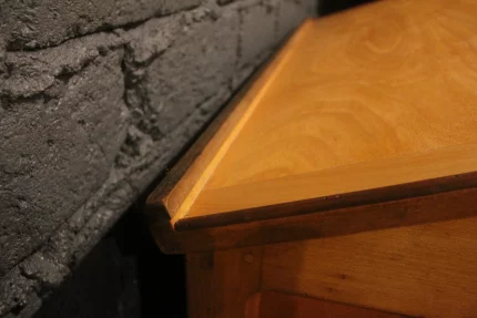 Meuble imprimerie pupitre, pièce d'exception pour atelier ou bureau.