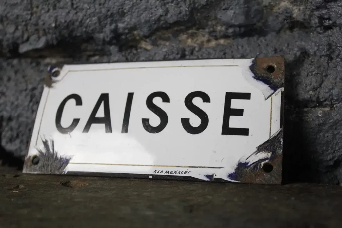 Plaque émaillée "CAISSE", style vintage et authentique.