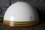 Verre opalin blanc soufflé à Murano, artisanat d'art.